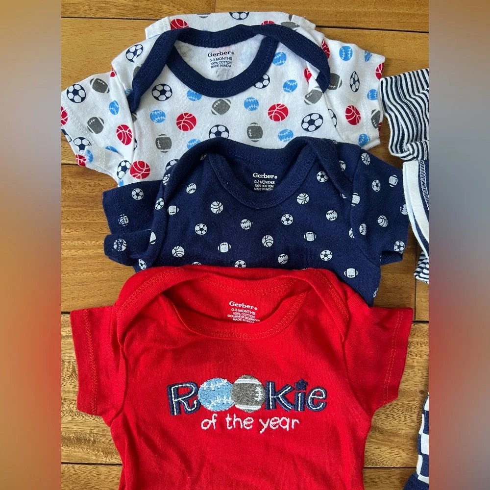 NWOT Gerber 0-3M Bundle Baby Boy Stripes Cars Sports Prints - Picture 10 of 11
